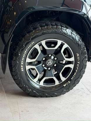TOYOTA-HILUX-2024