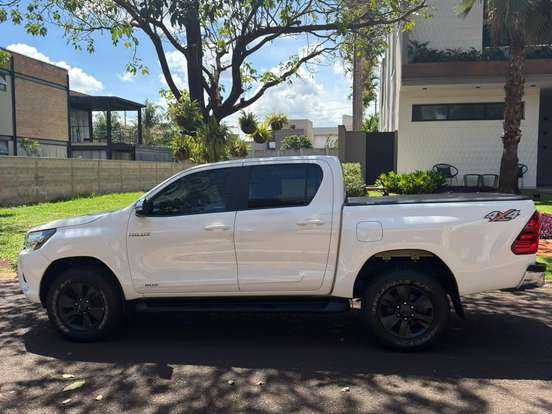 TOYOTA-HILUX-2.8 SRV 4X4 CD 16V DIESEL 4P AUTOMÁTICO TOYOTA-HILUX-2016