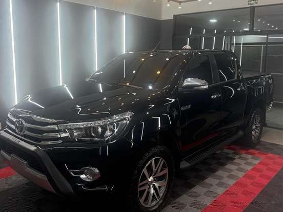 TOYOTA-HILUX-2.8 SRX 4X4 CD 16V DIESEL 4P AUTOMÁTICO TOYOTA-HILUX-2016