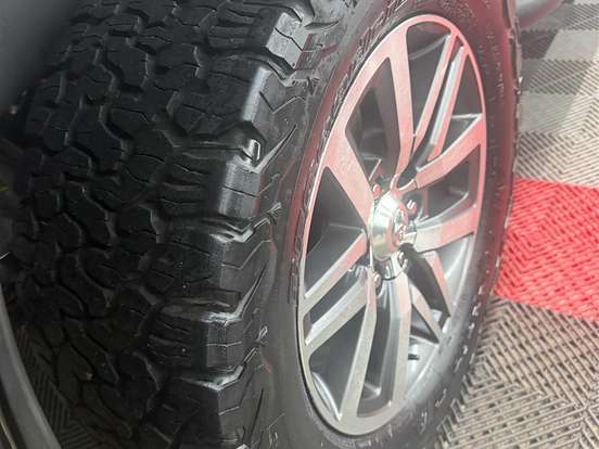 TOYOTA-HILUX-2.8 SRX 4X4 CD 16V DIESEL 4P AUTOMÁTICO TOYOTA-HILUX-2016