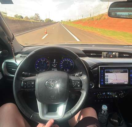 TOYOTA-HILUX-2.8 SRX 4X4 CD 16V DIESEL 4P AUTOMÁTICO TOYOTA-HILUX-2016