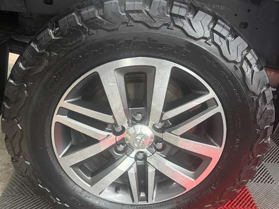 TOYOTA-HILUX-2.8 SRX 4X4 CD 16V DIESEL 4P AUTOMÁTICO TOYOTA-HILUX-2016