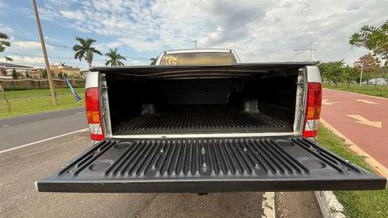 TOYOTA-HILUX-3.0 SRV 4X4 CD 16V TURBO INTERCOOLER DIESEL 4P AUTOMÁTICO TOYOTA-HILUX-2011