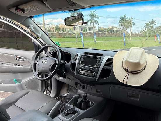 TOYOTA-HILUX-3.0 SRV 4X4 CD 16V TURBO INTERCOOLER DIESEL 4P AUTOMÁTICO TOYOTA-HILUX-2011