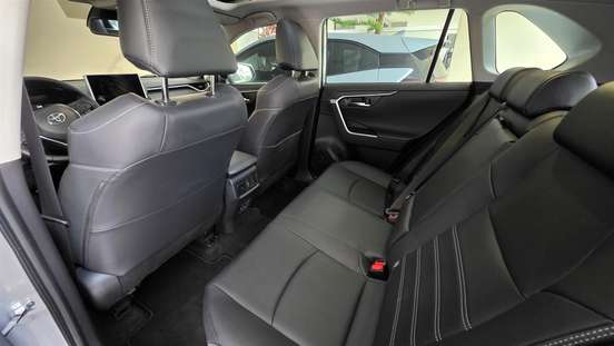 TOYOTA-RAV4-2025