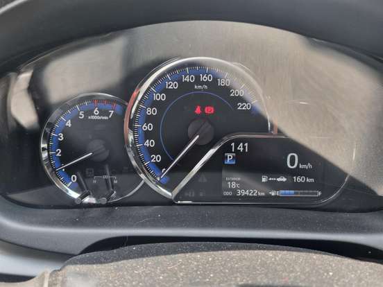 TOYOTA-YARIS-2021