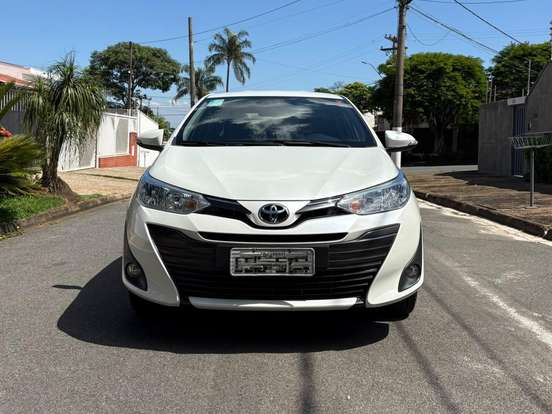 TOYOTA-YARIS-1.5 16V FLEX SEDAN XS MULTIDRIVE TOYOTA-YARIS-2019