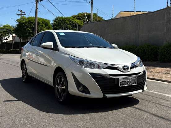 TOYOTA-YARIS-1.5 16V FLEX SEDAN XS MULTIDRIVE TOYOTA-YARIS-2019