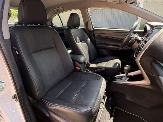 TOYOTA-YARIS-1.5 16V FLEX SEDAN XS MULTIDRIVE TOYOTA-YARIS-2019