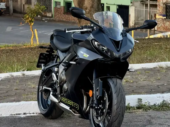 TRIUMPH-DAYTONA 660 TRIUMPH-DAYTONA 660-2024