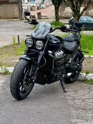 TRIUMPH-ROCKET III STORM GT-2025