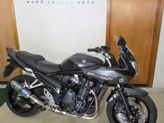 TRIUMPH-STREET TRIPLE 765 RS TRIUMPH-STREET TRIPLE 765 RS-2019