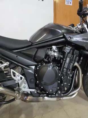 TRIUMPH-STREET TRIPLE 765 RS TRIUMPH-STREET TRIPLE 765 RS-2019