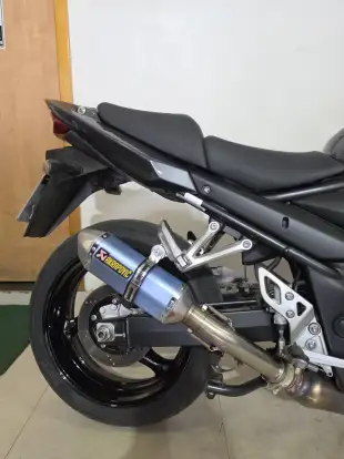 TRIUMPH-STREET TRIPLE 765 RS-2019