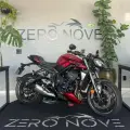 TRIUMPH STREET TRIPLE 765 RS TRIUMPH STREET TRIPLE 765 RS