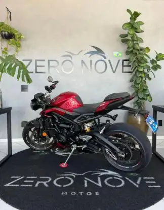 TRIUMPH-STREET TRIPLE 765 RS TRIUMPH-STREET TRIPLE 765 RS-2023