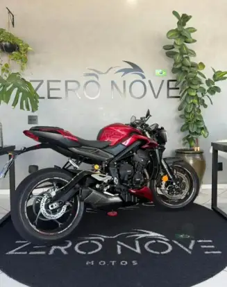 TRIUMPH-STREET TRIPLE 765 RS TRIUMPH-STREET TRIPLE 765 RS-2023