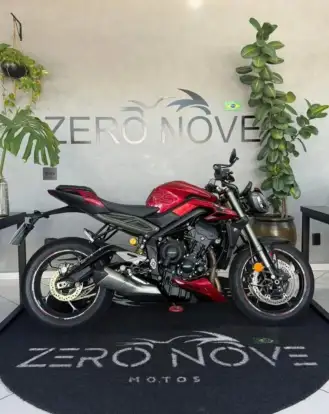 TRIUMPH-STREET TRIPLE 765 RS-2023