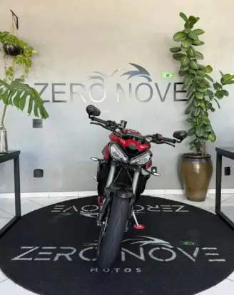 TRIUMPH-STREET TRIPLE 765 RS TRIUMPH-STREET TRIPLE 765 RS-2023