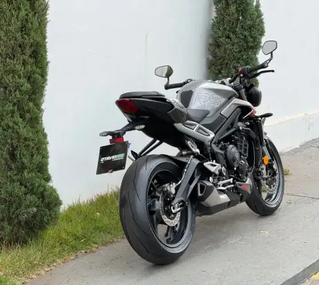 TRIUMPH-STREET TRIPLE 765 RS TRIUMPH-STREET TRIPLE 765 RS-2023
