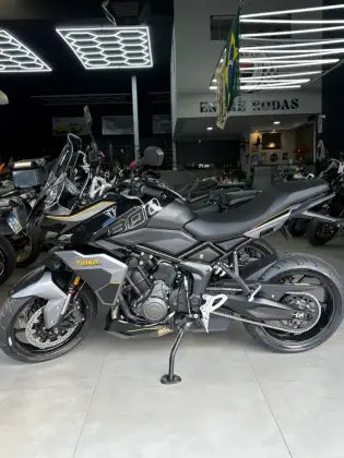 TRIUMPH TIGER 800 SPORT 