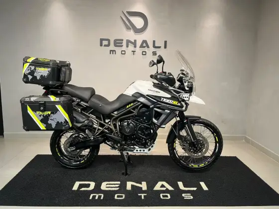 TRIUMPH TIGER 800 XCX 