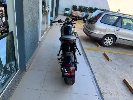 TRIUMPH-TRIDENT 660-2025