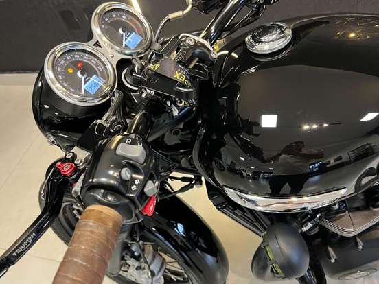 TRIUMPH-BONNEVILLE T120 1200-2017