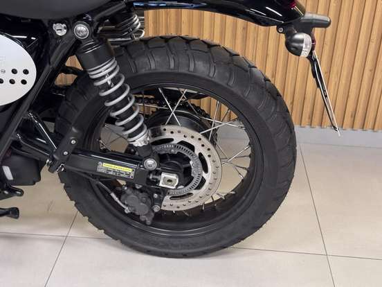 TRIUMPH-SCRAMBLER 900-2023