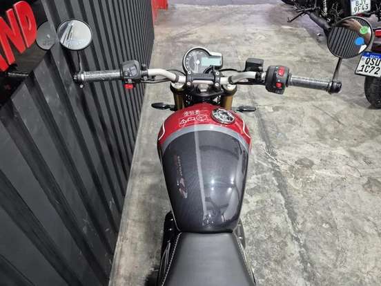 TRIUMPH-SPEED 400-2024