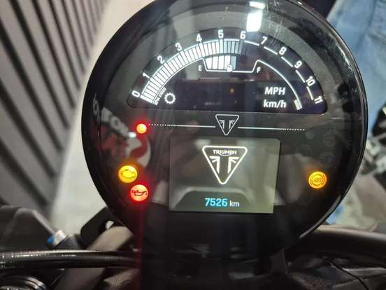 TRIUMPH-TRIDENT 660 TRIUMPH-TRIDENT 660-2025