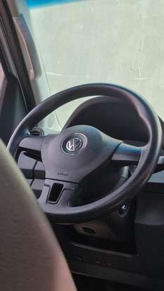 VOLKSWAGEN-AMAROK-2012
