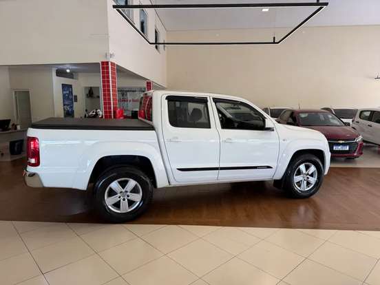 VOLKSWAGEN-AMAROK-2.0 COMFORTLINE 4X4 CD 16V TURBO INTERCOOLER DIESEL 4P AUTOMÁTICO VOLKSWAGEN-AMAROK-2019