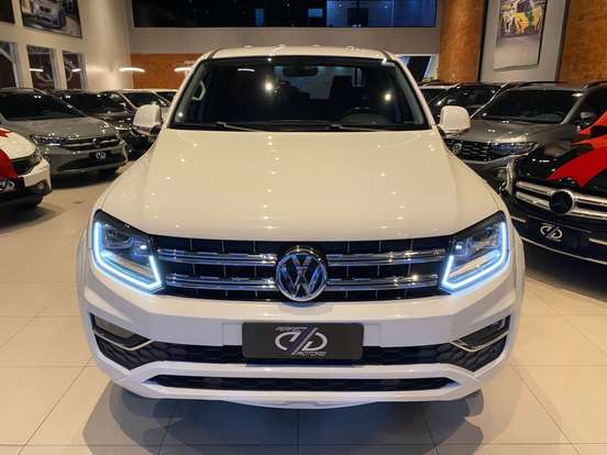 VOLKSWAGEN-AMAROK-2021