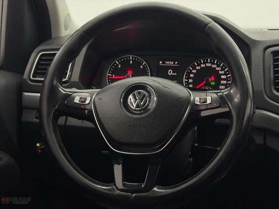 VOLKSWAGEN-AMAROK-2017