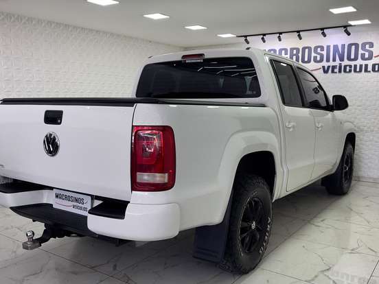 VOLKSWAGEN-AMAROK-2017