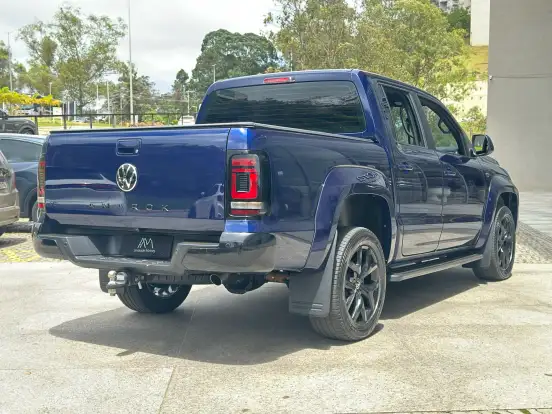 VOLKSWAGEN-AMAROK-2024