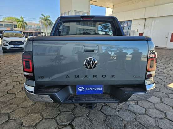 VOLKSWAGEN-AMAROK-2024