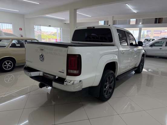 VOLKSWAGEN-AMAROK-2018