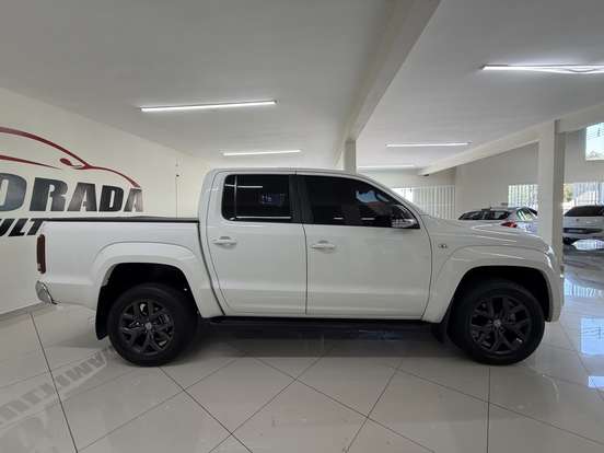 VOLKSWAGEN-AMAROK-2018