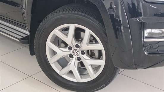 VOLKSWAGEN-AMAROK-2023