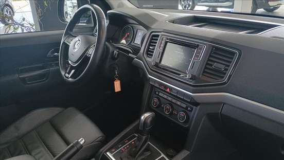 VOLKSWAGEN-AMAROK-2023