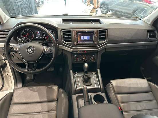 VOLKSWAGEN-AMAROK-2023