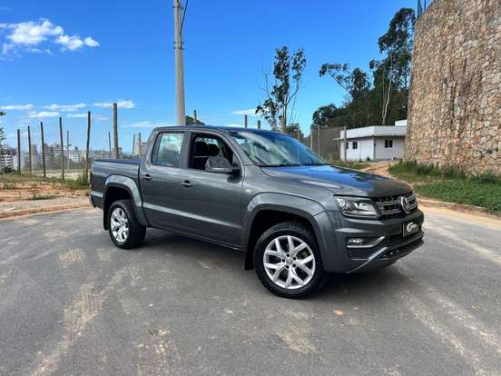 VOLKSWAGEN-AMAROK-2019