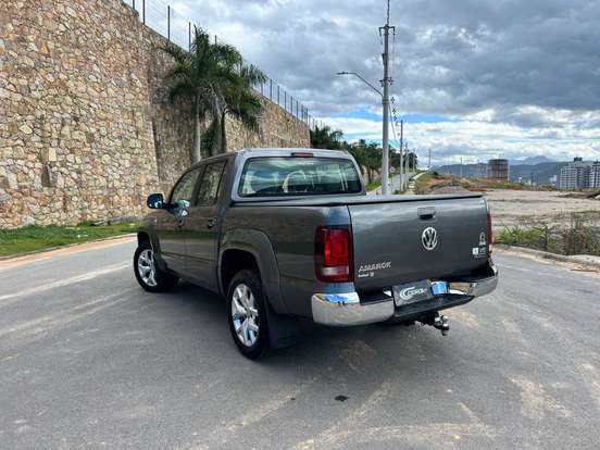 VOLKSWAGEN-AMAROK-3.0 V6 TDI DIESEL HIGHLINE CD 4MOTION AUTOMÁTICO VOLKSWAGEN-AMAROK-2019