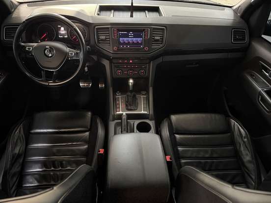 VOLKSWAGEN-AMAROK-2023