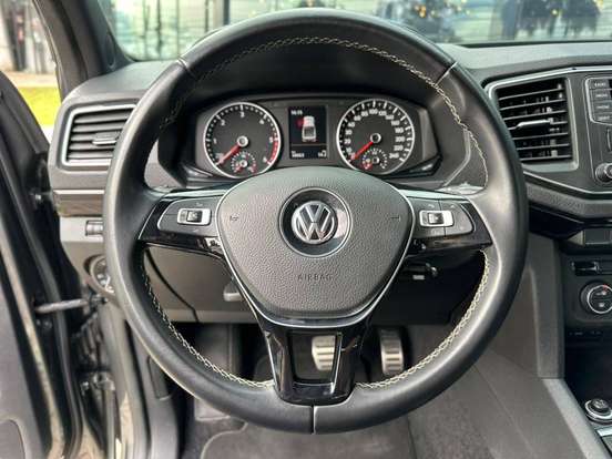 VOLKSWAGEN-AMAROK-2023