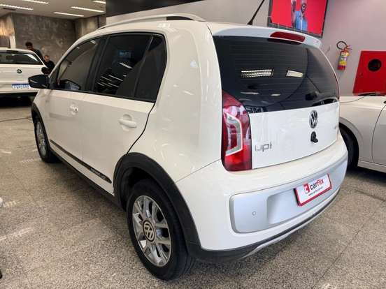 VOLKSWAGEN-CROSS UP-1.0 MPI 12V FLEX 4P AUTOMATIZADO VOLKSWAGEN-CROSS UP-2016
