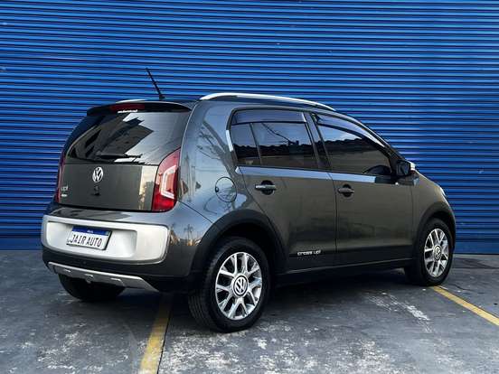 VOLKSWAGEN-CROSS UP-1.0 MPI 12V FLEX 4P MANUAL VOLKSWAGEN-CROSS UP-2015