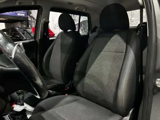 VOLKSWAGEN-FOX-1.0 MI 8V FLEX 4P MANUAL VOLKSWAGEN-FOX-2014